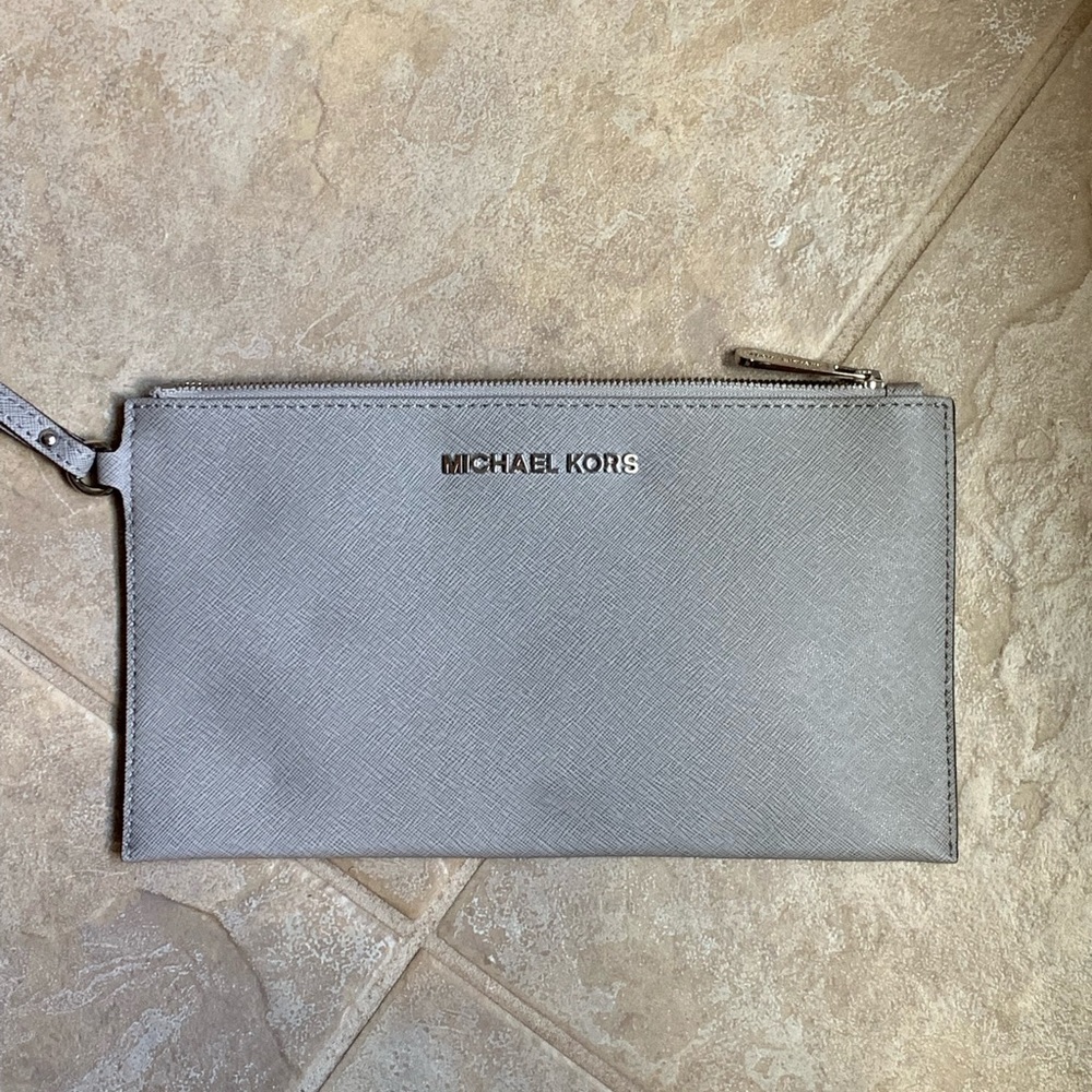 Michael Kors Wristlet